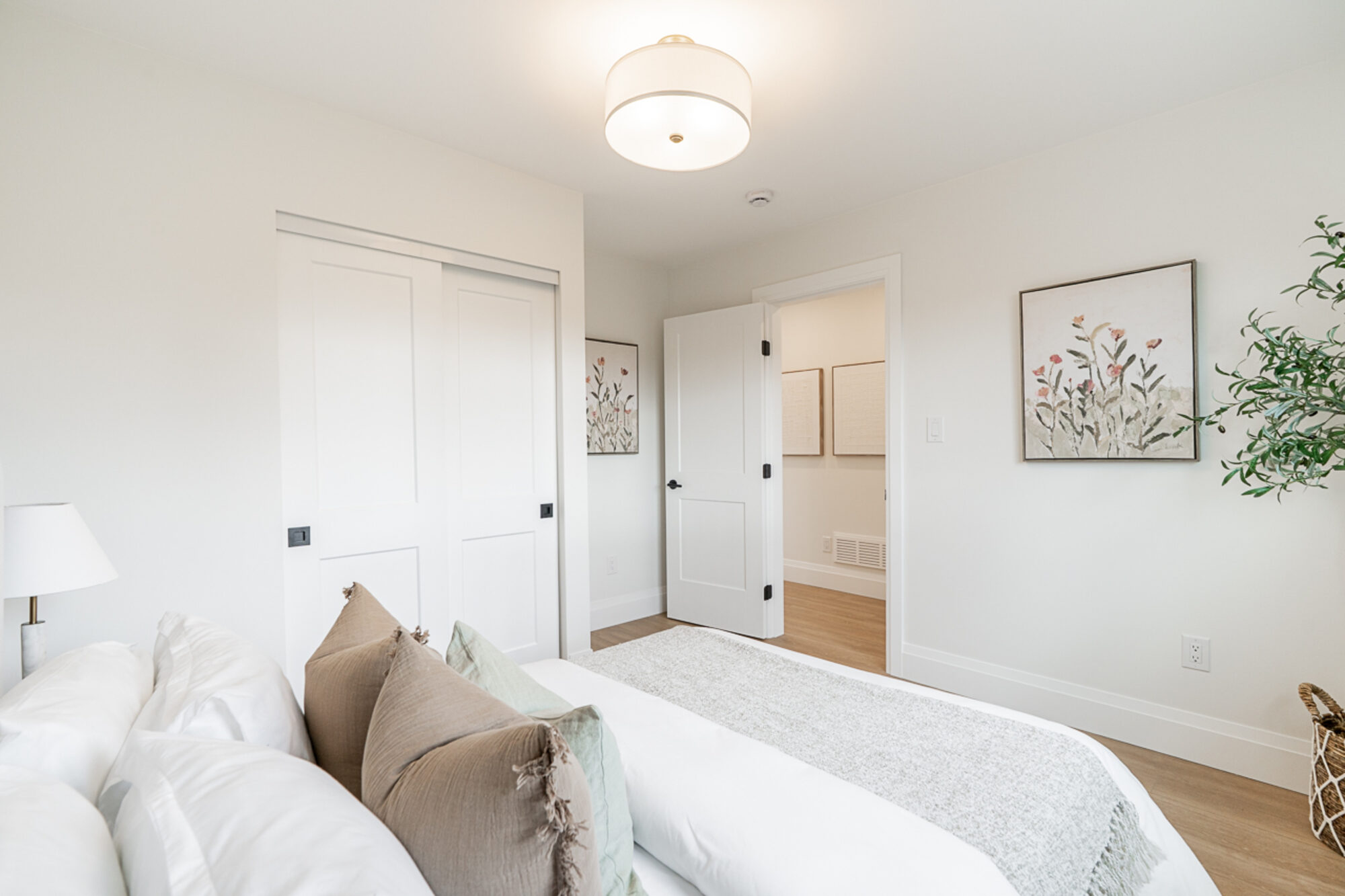 Crescent – Residence secondary bedroom
